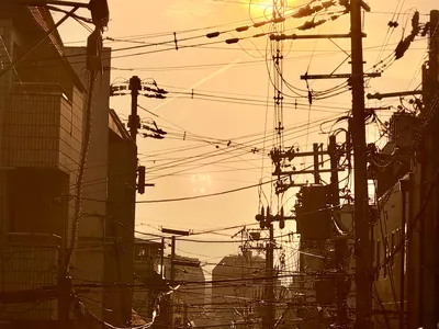 Sunset at rush-hour in Gion, Kyoto